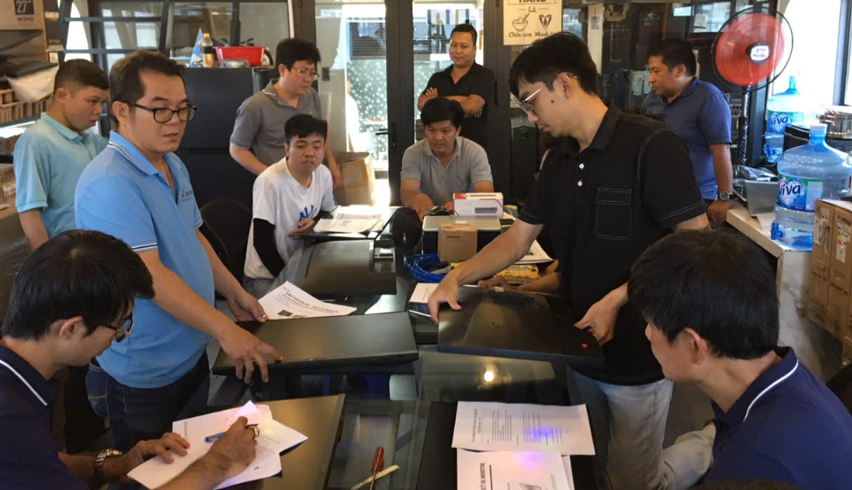 THAY THẾ KINH KIỆN ĐIỆN TỬ TIVI